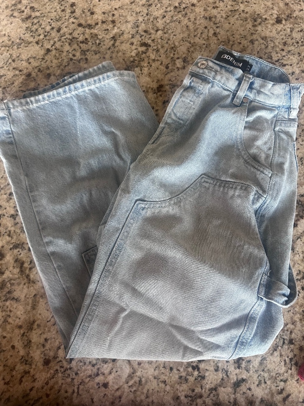 EB DENIM CARGO JEANS
